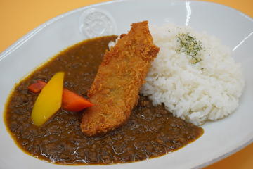 フィッシュフライ黒毛和牛カレー