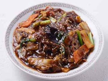 チャーシューゴロゴロ炒飯