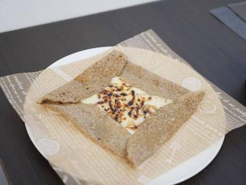 生地を楽しむそば粉のガレット -チーズ- Cheese Galette