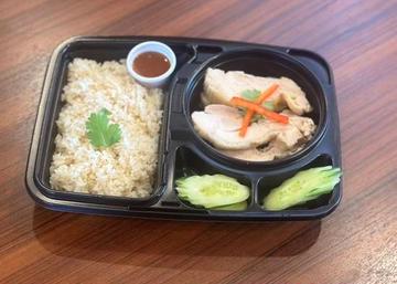 カオマンガイ 蒸し鶏ごはん Steam Chicken Rice