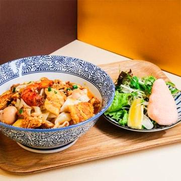 シンチャオミークアンXIN CHAO M QUNG(Vietnamese Noodle)