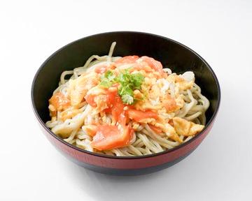 卵とトマトの中華麺