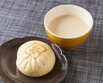 長太郎の豚まん+チャイティー(ホット)