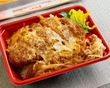 かつ丼 Pork Cutlet Rice Bowl