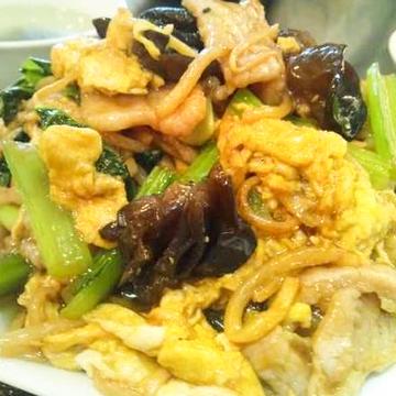 豚肉とキクラゲと玉子炒め定食