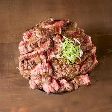 【2倍】肉特盛りハラミステーキ丼(200g)Ex Large Harami Steak Bowl