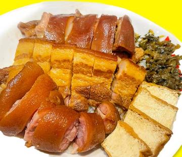 豪三93(贅沢三種盛り丼物)