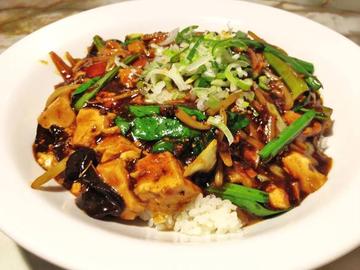 野菜麻婆豆腐丼 大盛り