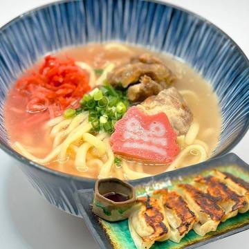 沖縄軟骨ソーキそば あぐー豚ぎょうざセット(5個)