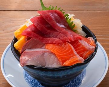 人気な海鮮三昧丼
