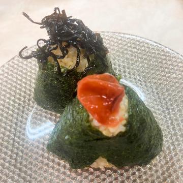 玄米のおむすび1個(わかめ)