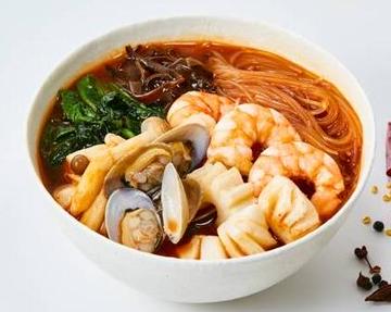 シーフード麻辣湯春雨 Seafood Hot ＆ Sour Bean Starch Vermicelli