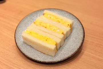 厚焼きだし巻きたまごサンド