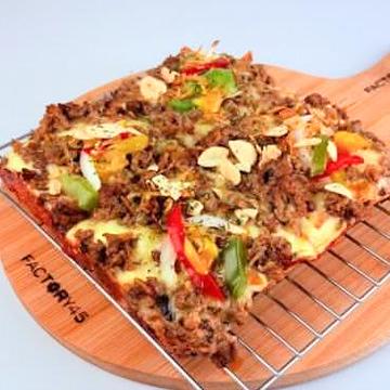 牛プルコギピザ Beef Bulgogi Pizza