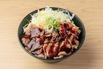 カルビ丼 肉増増