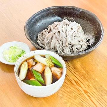 かしわせいろそば 大盛 (北海道産鶏肉使用)