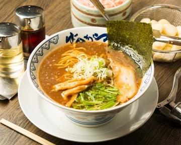 中華そば Chinese-style Noodles