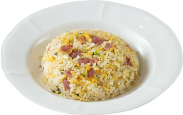 【子供さんに大人気】黒橋牌香腸蛋炒飯
