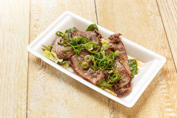 絶品肉厚牛タン照り焼き