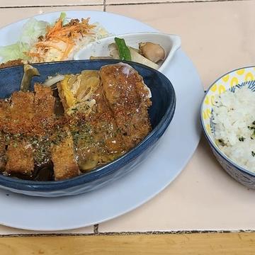 カツとじ定食