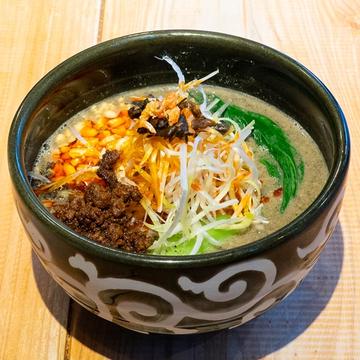 四川担々麺(くろ)