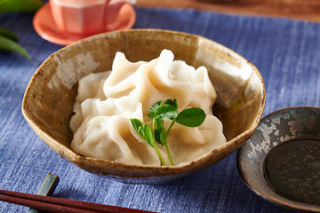 ニラ水餃子《餃子のたれ付き》