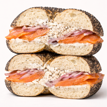 スモークサーモン＆クリームチーズサンド Smoked Salmon ＆ Cream Chees Sandwich