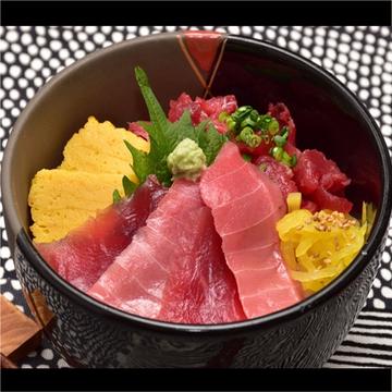 特選鉄火づくし丼