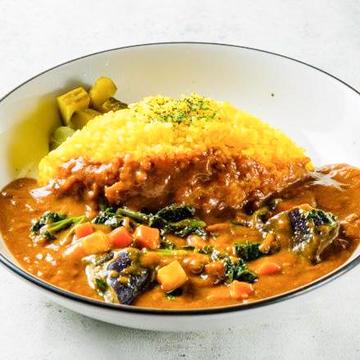 牛すじカレーライス弁当