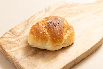発酵バターの塩パン