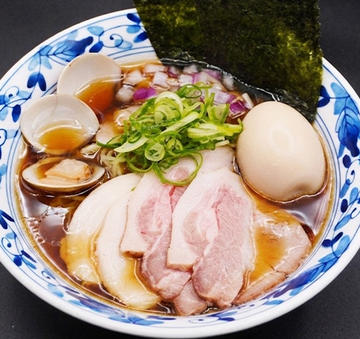 貝出汁 淡麗中華そば (醤油)全部のせ