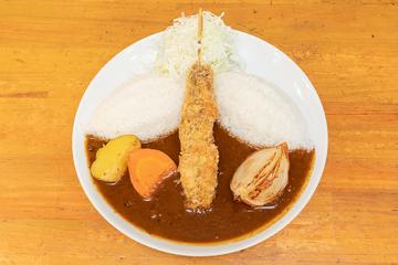 まぐろカツカレー(中辛)