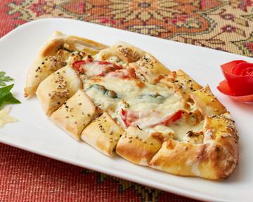 ダブルチーズピザDouble cheese pide