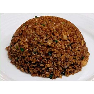 醤油ひき肉黒チャーハン-黑炒