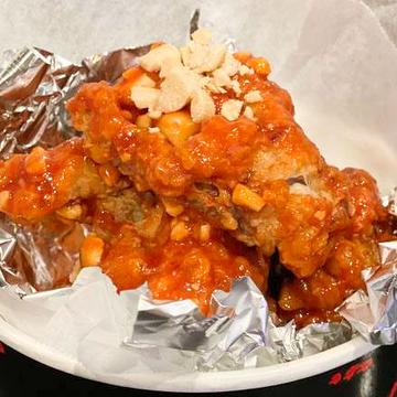 韓国フライドチキン(ヤンニョム)