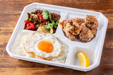 【人気コンビ】本格ガパオライス&ジューシー唐揚げセット Gapao&Fried chicken set