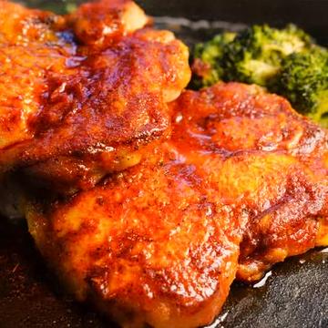【人気No.2】レッドホットダブルチキンステーキ弁当(240g) Red Hot Chicken Steak Box