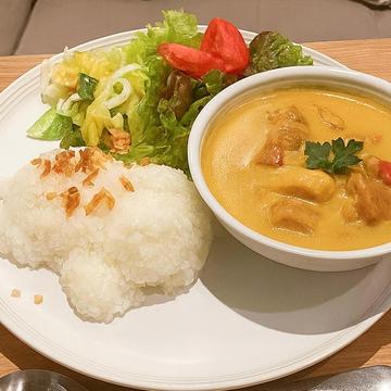 イエローカレーランチ(焼き菓子付き)