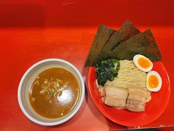 赤家のかつおつけ麺