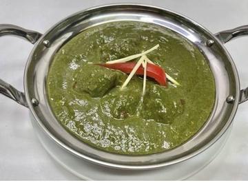 ほうれん草マトンカレーHorenso Mutton Curry