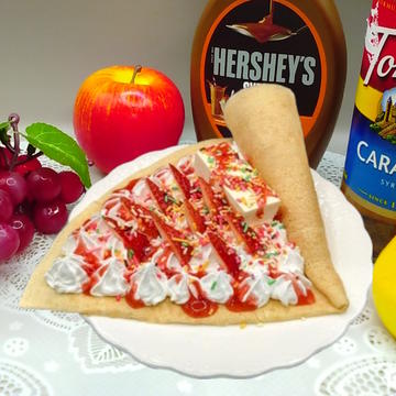 いちごレアチーズケーキ【輸入いちご使用】