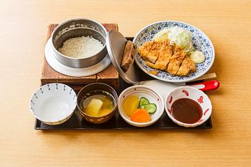 とんカツ定食 Pork Cutlet Set Meal