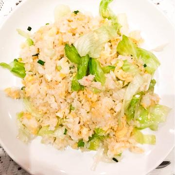 カニ肉とキャベツのチャーハン