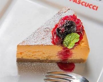 Cheesecake With Dark Cherry Sauce チーズケーキのダークチェリーソース添え