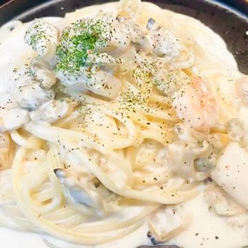 魚介のクリームスパゲッティ！