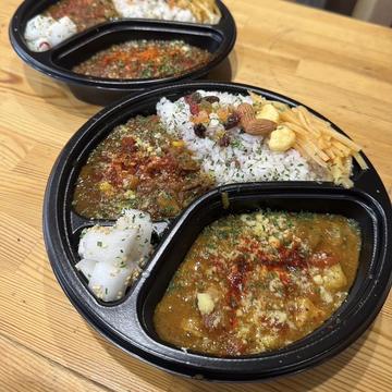 あいがけチキン&キーマ