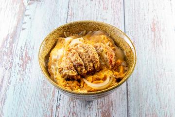 メンチカツ丼