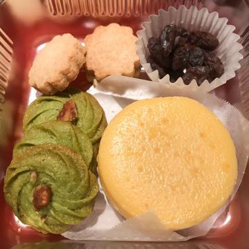 自家製チーズケーキ