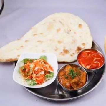 2種カレーセット(サラダ付き)/2CurrySet with Salad