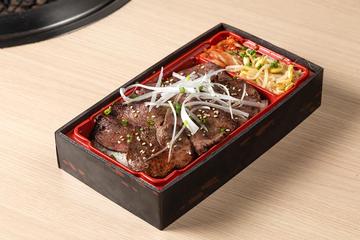 厚切り上タン弁当